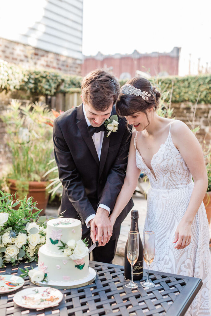 Symbolic Wedding Ceremony in Savannah: Celebrate Without the Legal Paperwork