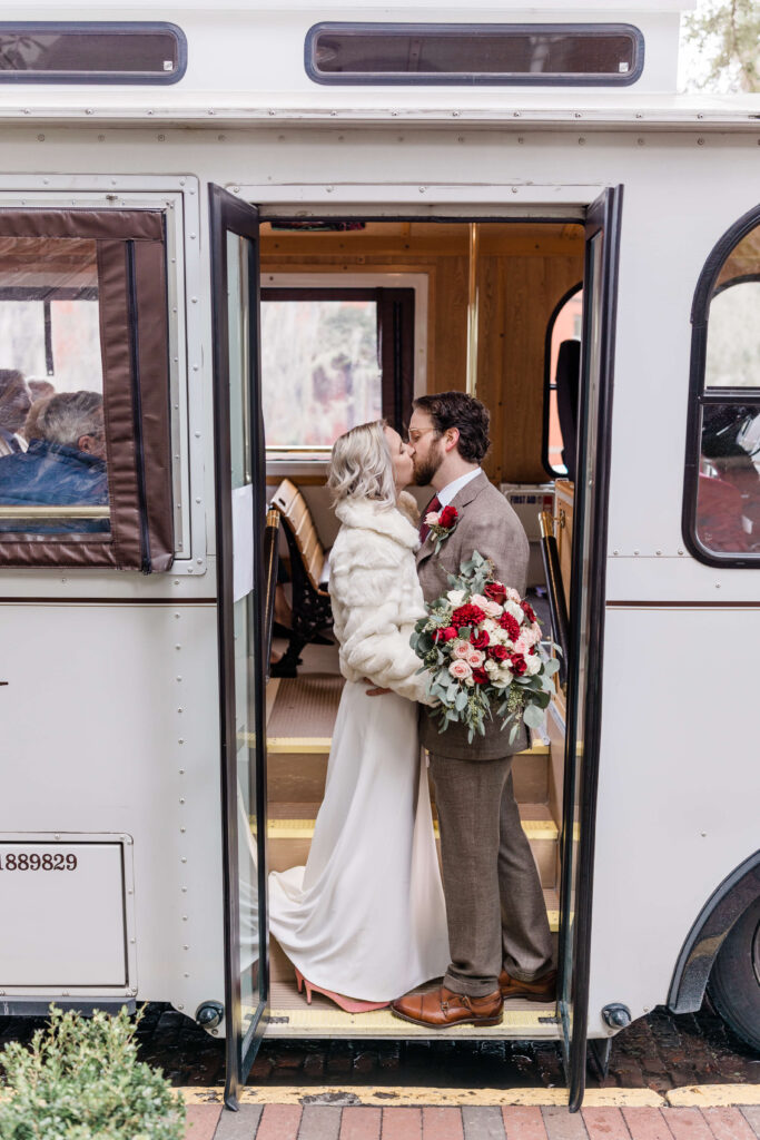 Savannah wedding day transportation with Elite Savannah Travel