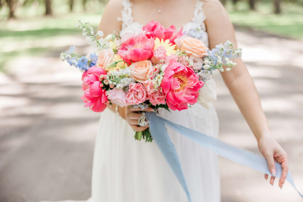 Best Savannah Elopement Package flowers