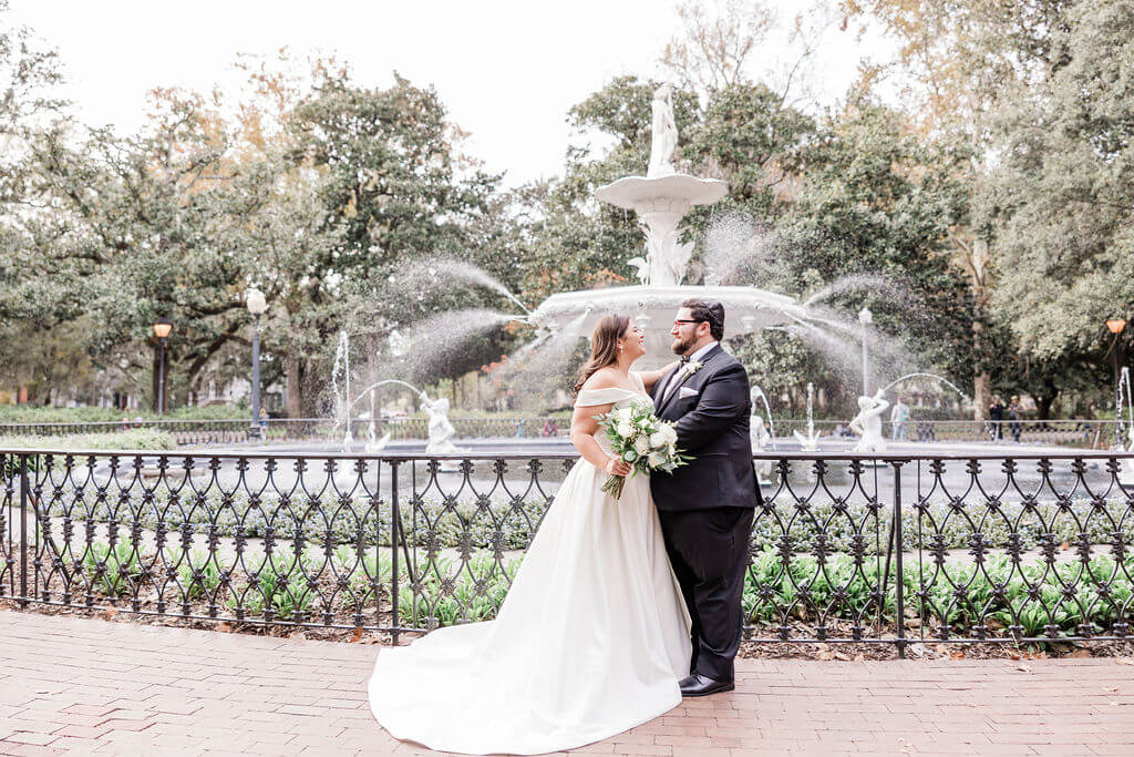 Best Savannah elopement package in Forsyth park