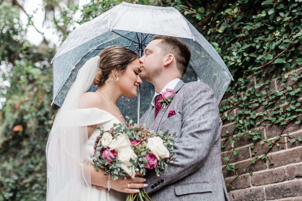 What happens if it rains on your Savannah wedding day? | Savannah elopement portraits with clear umbrella