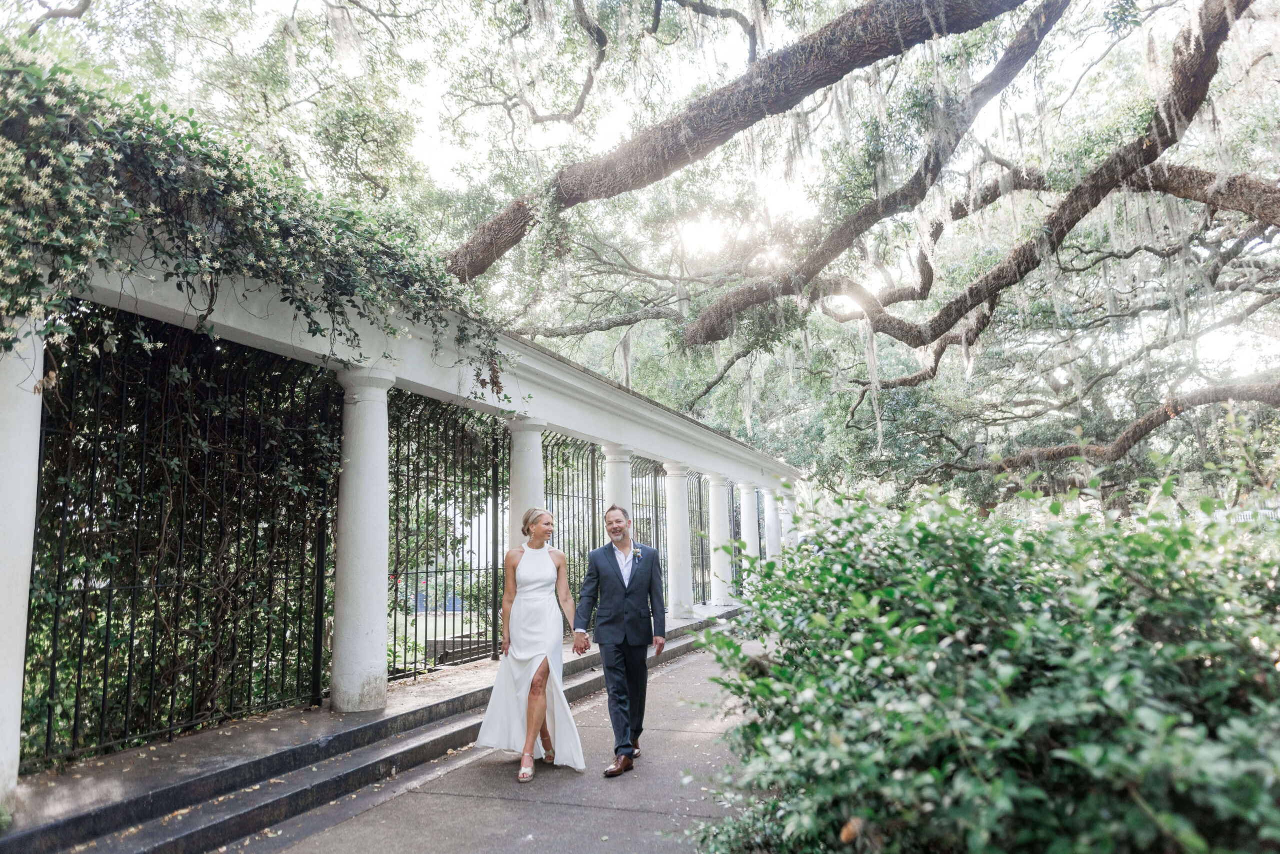 Savannah elopement in Forsyth park