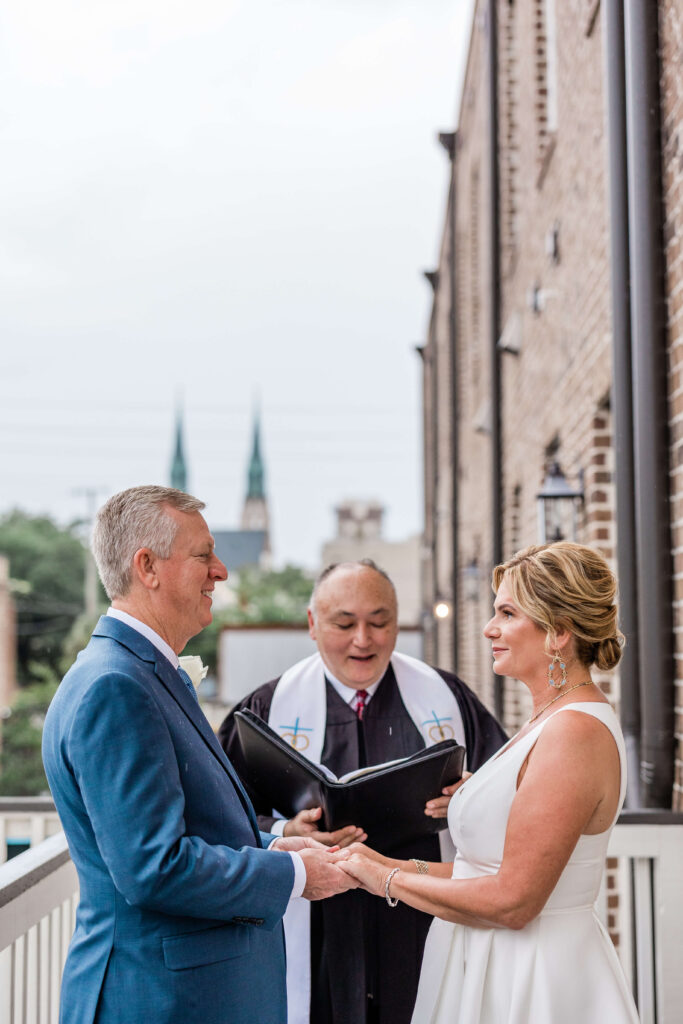 What happens if it rains on your Savannah wedding day | Airbnb elopement ceremony