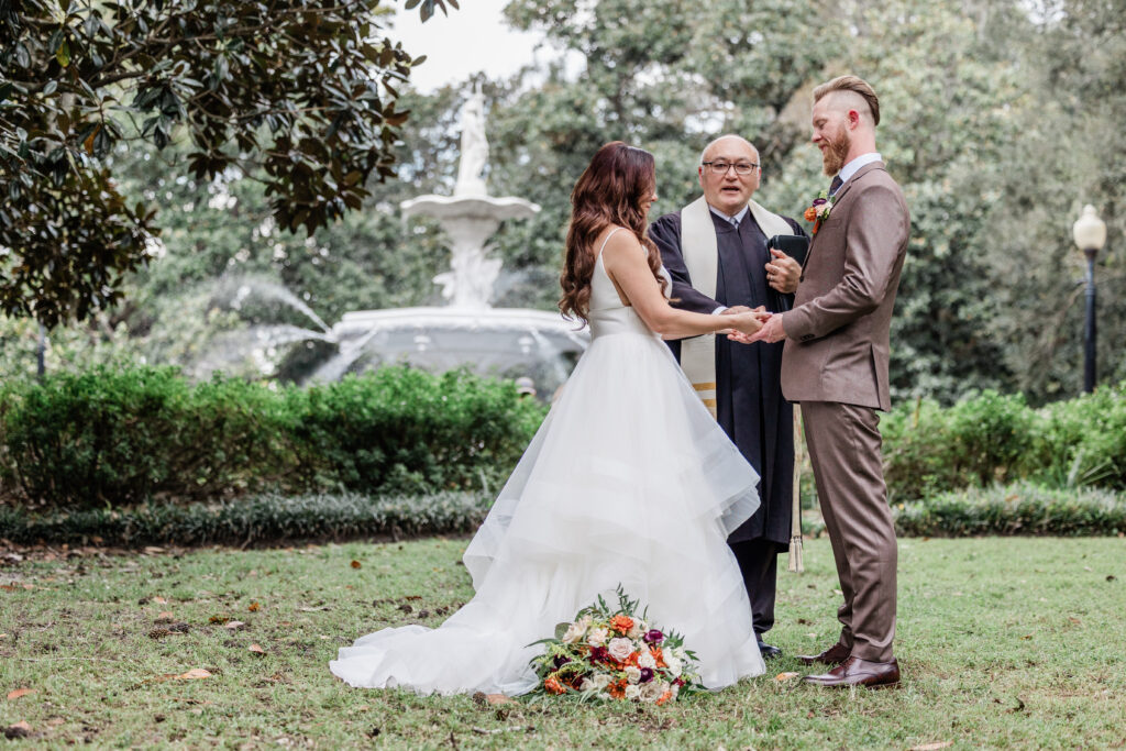 Savannah wedding in Forsyth Park