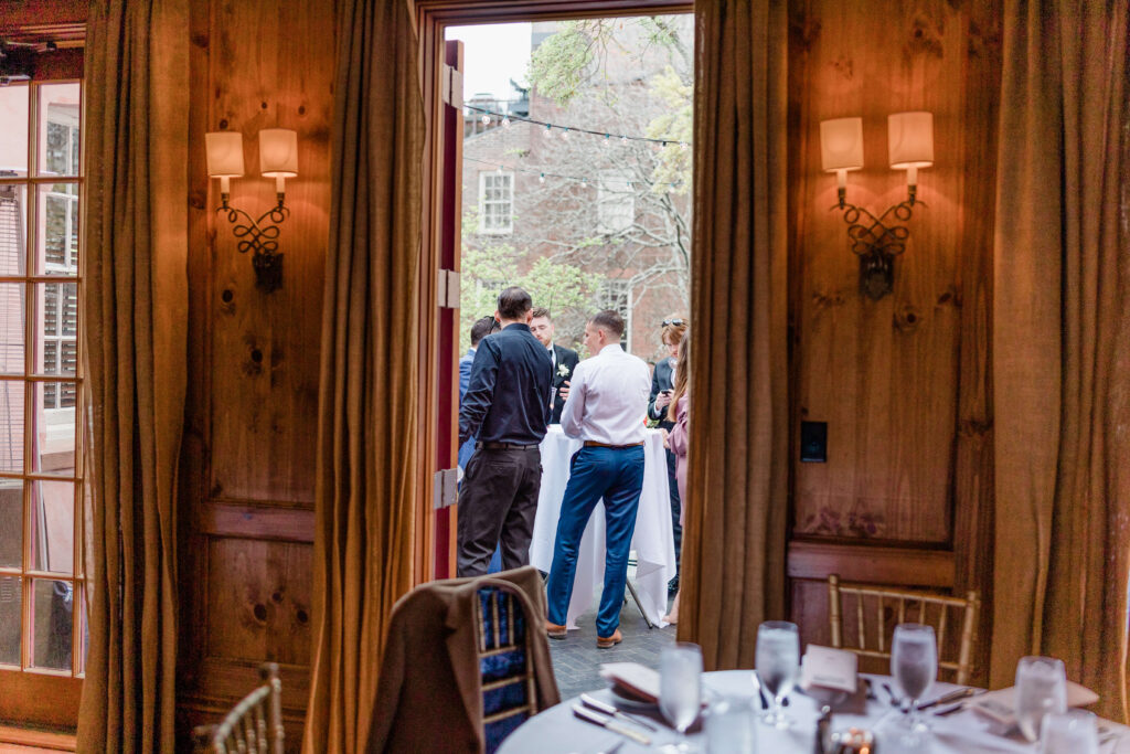 Olde Pink House Balcony
